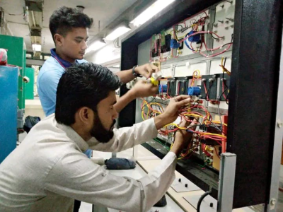 পলিটেকনিক ইনস্টিটিউটের একটি Trainer Board-এর ত্রুটি নির্ণয়, Troubleshooting ও Repair-এর কাজ Creative Industrial Automation-এর দক্ষ ও অভিজ্ঞ ইঞ্জিনিয়ারদের মাধ্যমে সফলভাবে সম্পন্ন করা হয়েছে।  আমাদের টেকনিক্যাল টিম Trainer Board-এর Electrical ও Electronic